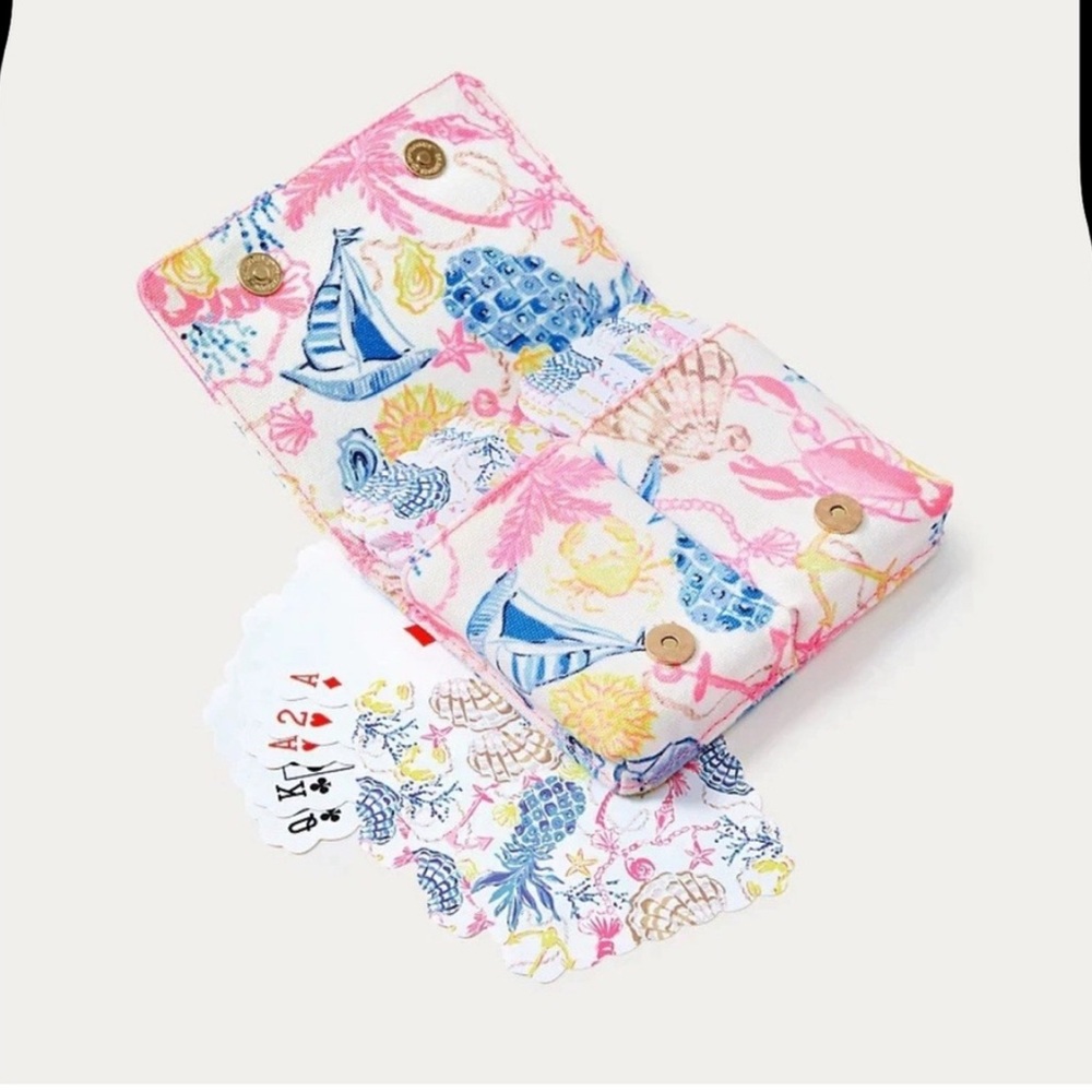 NWT Lilly Pulitzer card case with 2 sets playing cards unopened